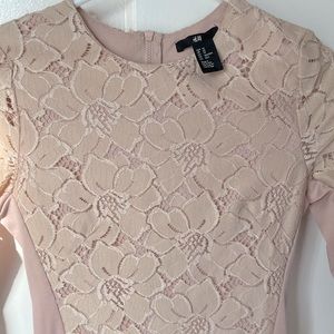 H&M blush lace dress xs xxs EUC
